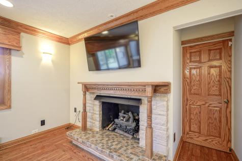 8140 N Whittier Place Indianapolis IN 46250