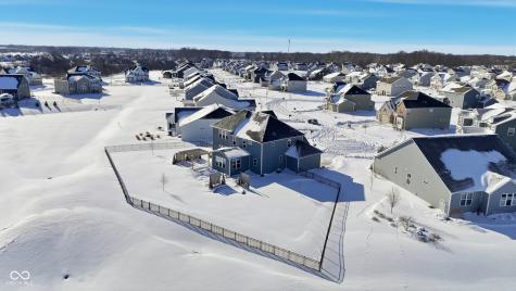 15618 Temple Wood Circle Fishers IN 46037