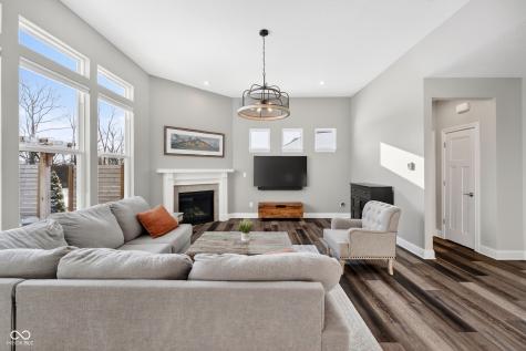 15618 Temple Wood Circle Fishers IN 46037