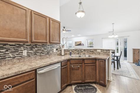8112 Elsen Ridge Avon IN 46123