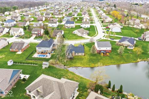 8112 Elsen Ridge Avon IN 46123