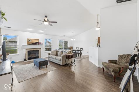 8112 Elsen Ridge Avon IN 46123