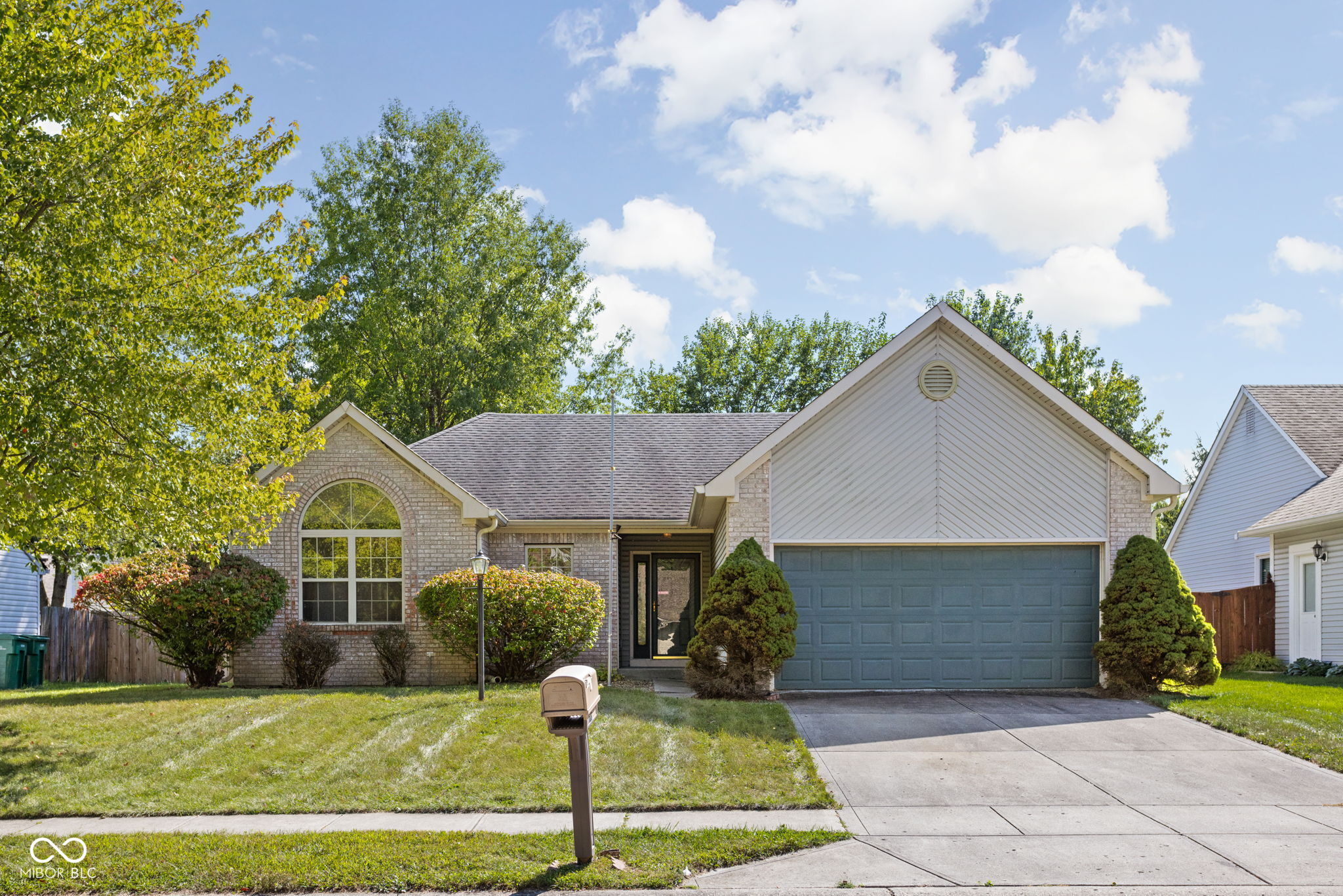 8913 Birkdale Circle Indianapolis IN 46234