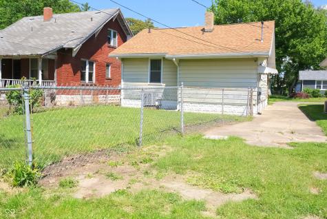 2446 N 14th Street Terre Haute IN 47804