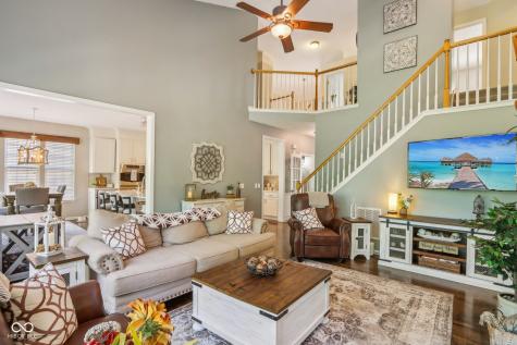 8252 Cloverdale Way Indianapolis IN 46256