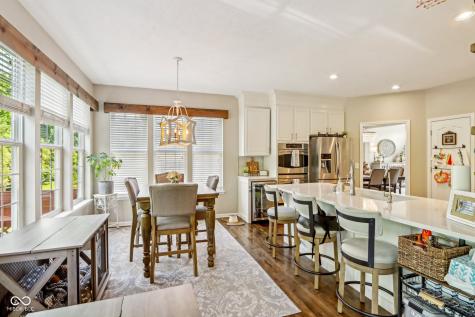 8252 Cloverdale Way Indianapolis IN 46256