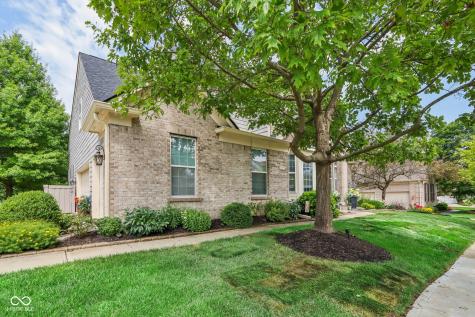8252 Cloverdale Way Indianapolis IN 46256