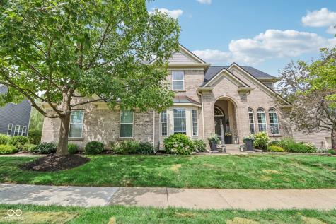 8252 Cloverdale Way Indianapolis IN 46256