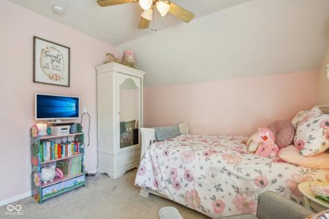 8252 Cloverdale Way Indianapolis IN 46256