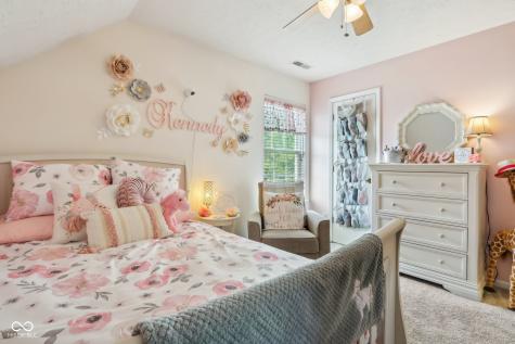 8252 Cloverdale Way Indianapolis IN 46256