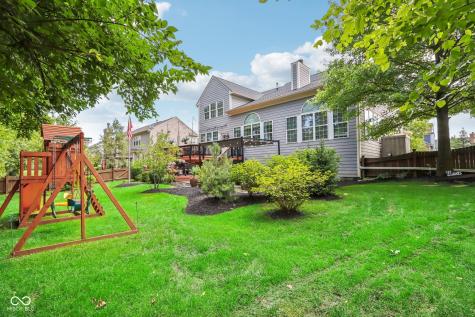 8252 Cloverdale Way Indianapolis IN 46256