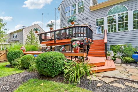 8252 Cloverdale Way Indianapolis IN 46256