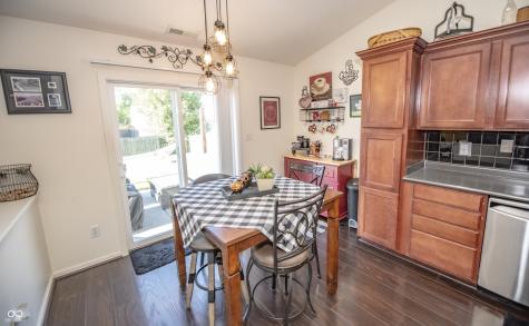 11447 Long Lake Drive Indianapolis IN 46235