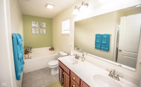 11447 Long Lake Drive Indianapolis IN 46235