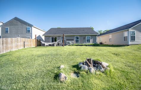 11447 Long Lake Drive Indianapolis IN 46235