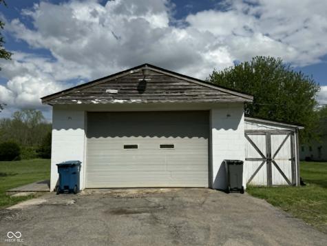 129 Bridgeport Road Indianapolis IN 46231