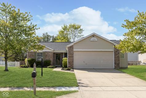 12130 Driftstone Drive Fishers IN 46037