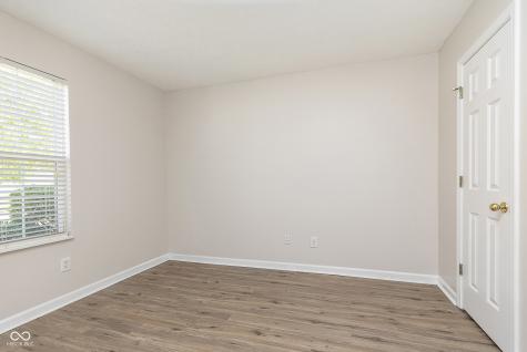 12130 Driftstone Drive Fishers IN 46037