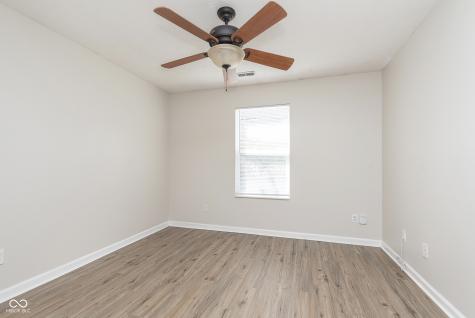 12130 Driftstone Drive Fishers IN 46037