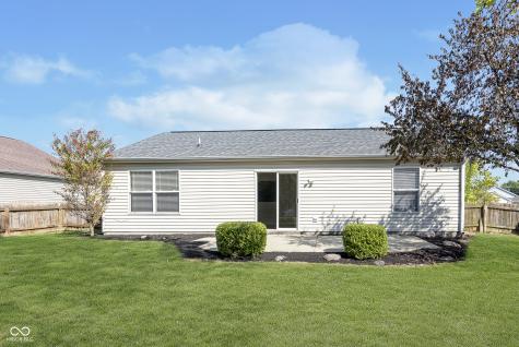 12130 Driftstone Drive Fishers IN 46037