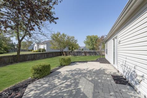 12130 Driftstone Drive Fishers IN 46037