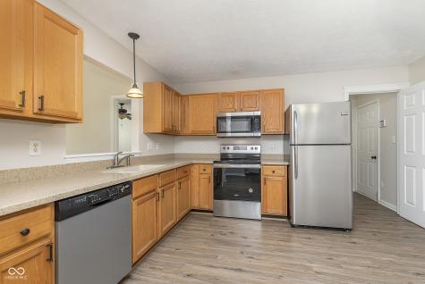 12130 Driftstone Drive Fishers IN 46037