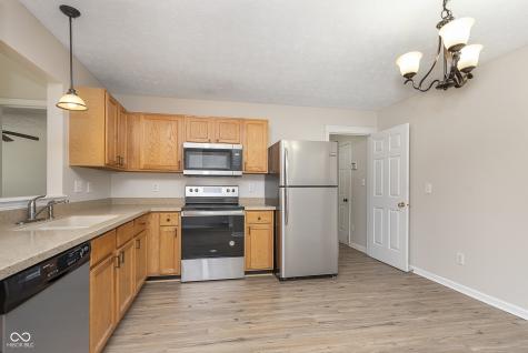 12130 Driftstone Drive Fishers IN 46037