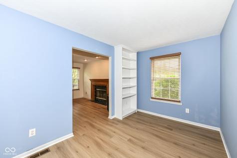 10612 Regis Court Indianapolis IN 46239