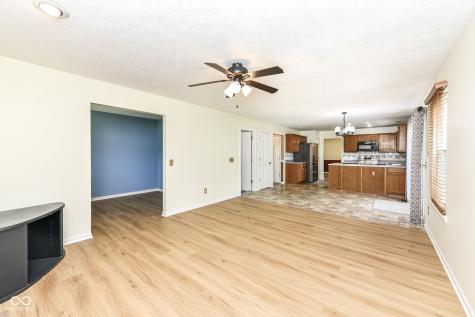 10612 Regis Court Indianapolis IN 46239