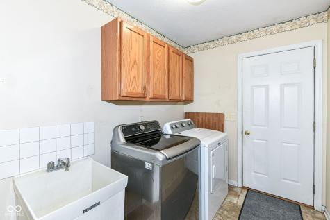 10612 Regis Court Indianapolis IN 46239