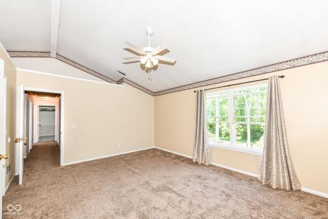 10612 Regis Court Indianapolis IN 46239