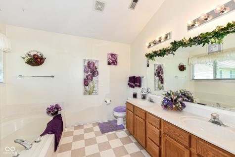 10612 Regis Court Indianapolis IN 46239