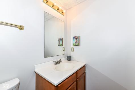 10612 Regis Court Indianapolis IN 46239
