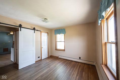 306 S East Street Pendleton IN 46064
