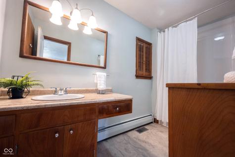 306 S East Street Pendleton IN 46064