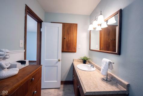 306 S East Street Pendleton IN 46064