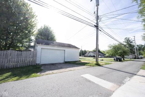 306 S East Street Pendleton IN 46064