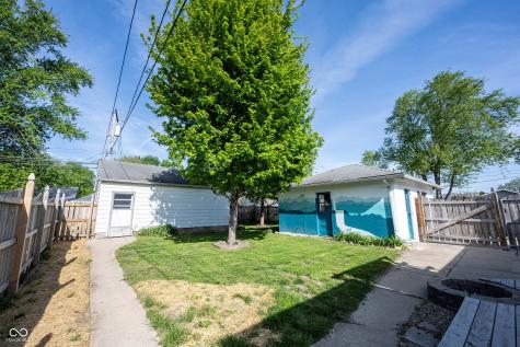 306 S East Street Pendleton IN 46064