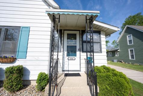 306 S East Street Pendleton IN 46064