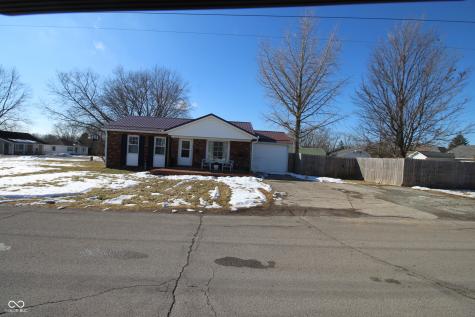 802 W Broadway Street Alexandria IN 46001