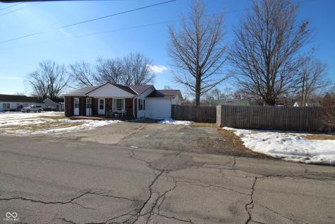 802 W Broadway Street Alexandria IN 46001