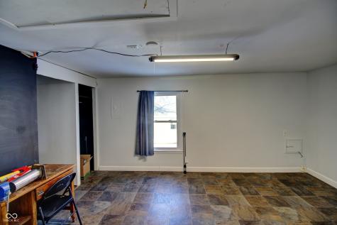 802 W Broadway Street Alexandria IN 46001