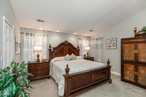 7798 Jamestown S Drive Fishers IN 46038