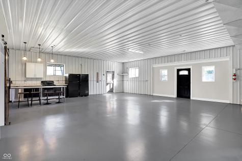 940 W 1090 N Fountaintown IN 46130