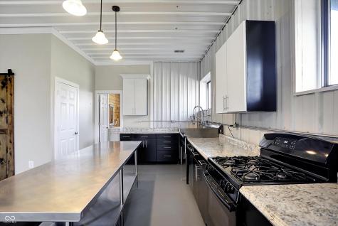 940 W 1090 N Fountaintown IN 46130