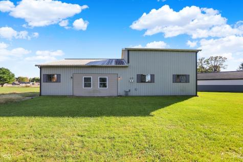 940 W 1090 N Fountaintown IN 46130