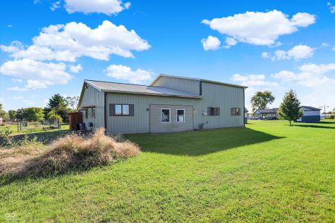 940 W 1090 N Fountaintown IN 46130