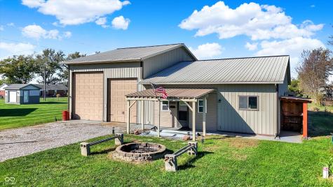 940 W 1090 N Fountaintown IN 46130
