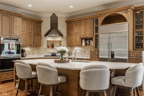 2437 Londonberry Boulevard Carmel IN 46032