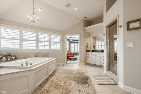 2437 Londonberry Boulevard Carmel IN 46032